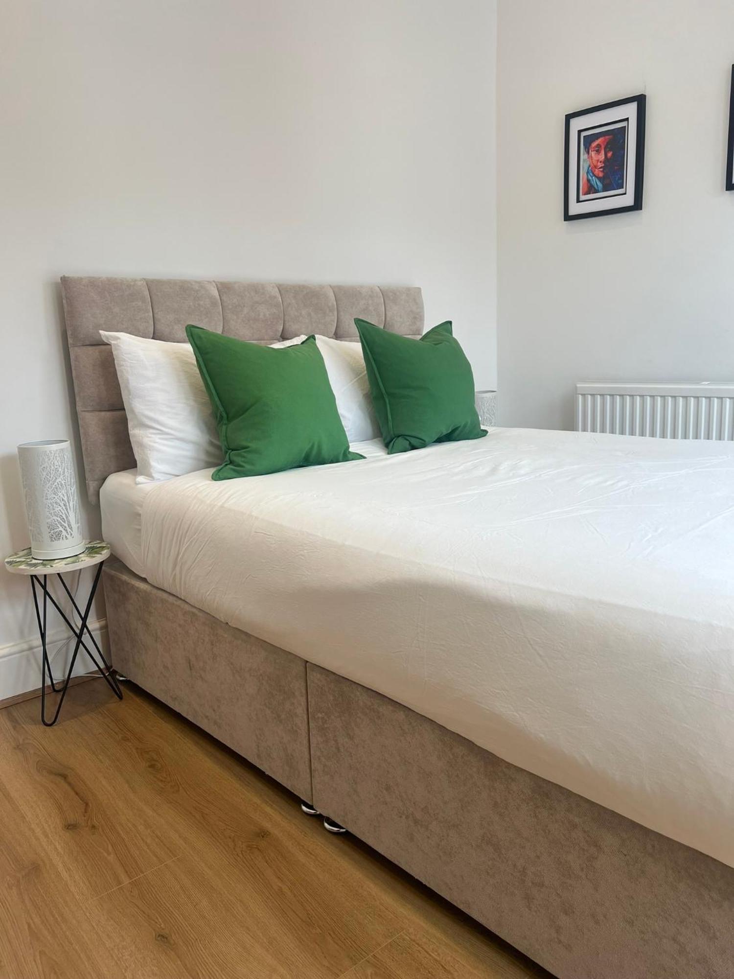 2025 Award Winner Liverpool Cherry House - 4 Bedrooms Ngoại thất bức ảnh