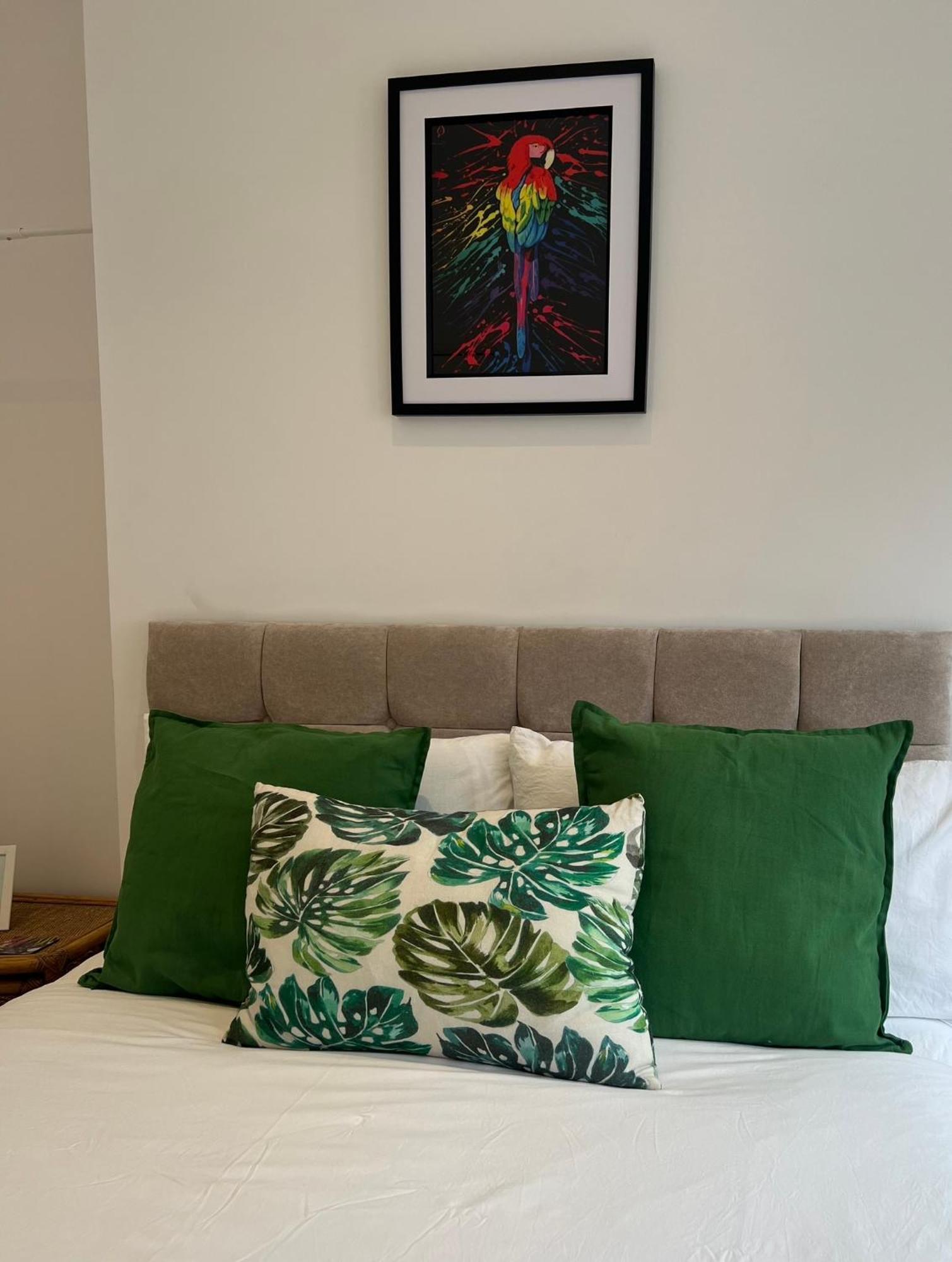 2025 Award Winner Liverpool Cherry House - 4 Bedrooms Ngoại thất bức ảnh