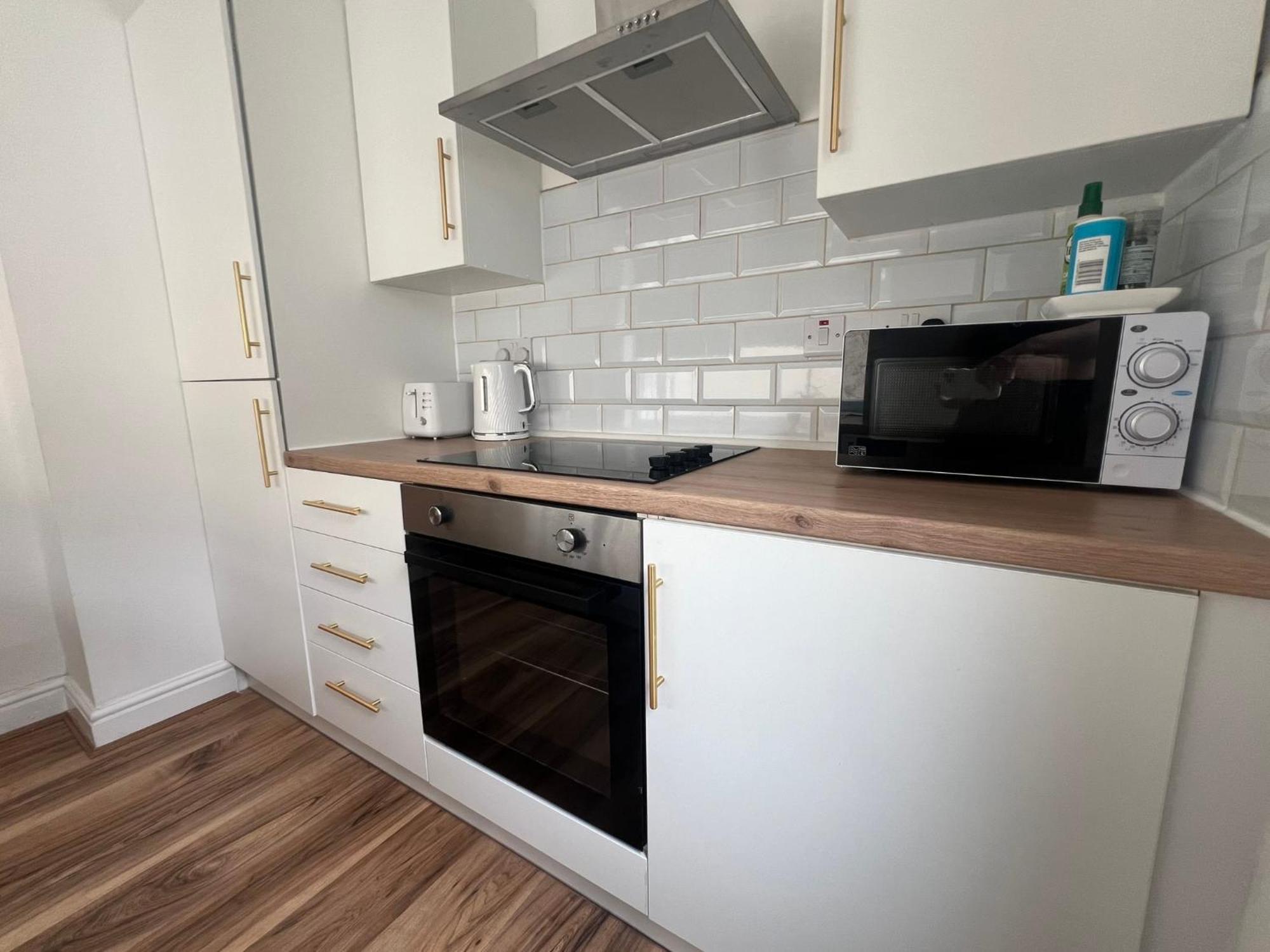 2025 Award Winner Liverpool Cherry House - 4 Bedrooms Ngoại thất bức ảnh