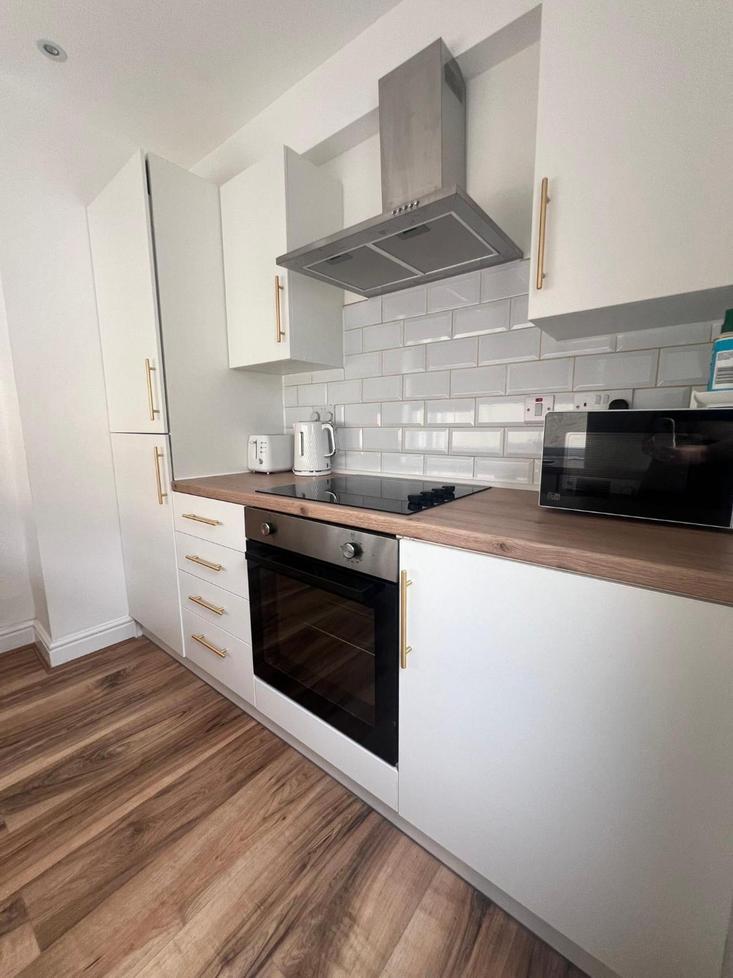 2025 Award Winner Liverpool Cherry House - 4 Bedrooms Ngoại thất bức ảnh
