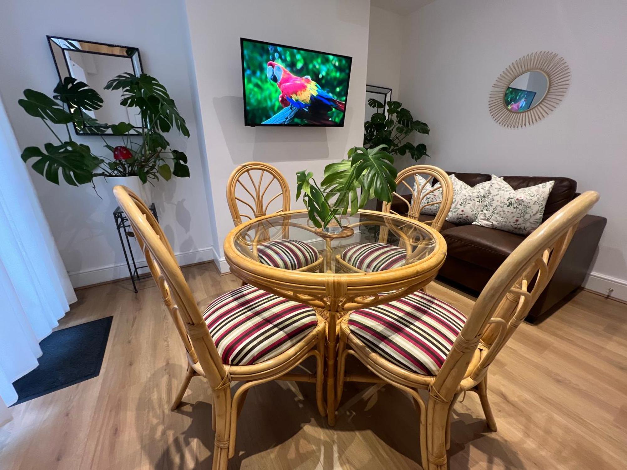 2025 Award Winner Liverpool Cherry House - 4 Bedrooms Ngoại thất bức ảnh
